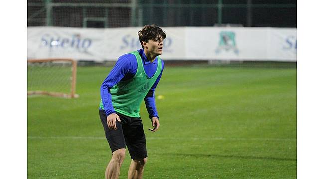 E. Yeni Malatyaspor&#39;da kampın gözdesi yeni transfer Berk Yıldız