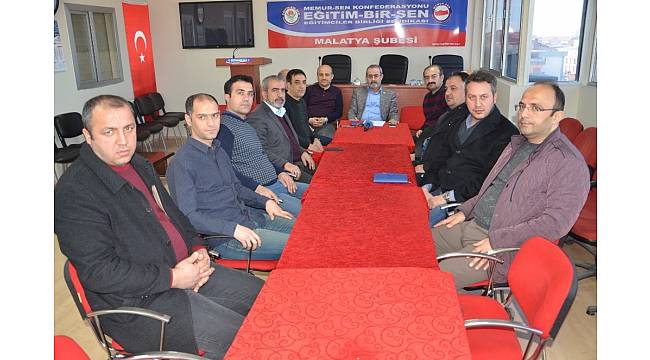 Eğitim-Bir-Sen&#39;den yarıl sonu değerlendirmesi