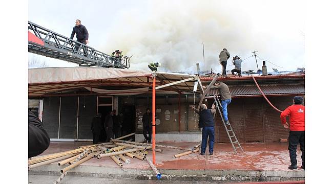 Erzincan'da yangın paniği