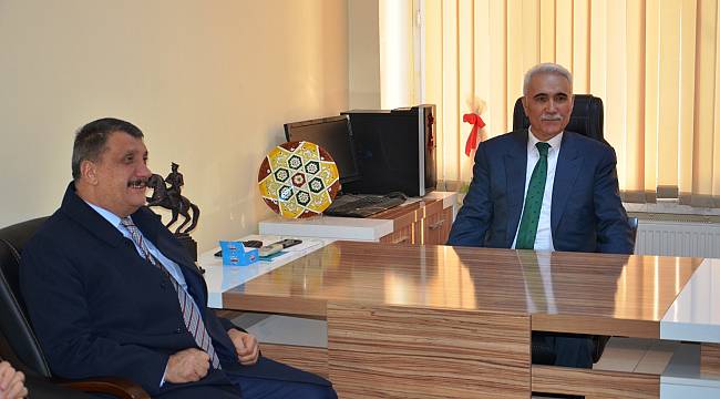  Gürkan’dan Gazeteciler ve televizyoncular Cemiyeti’ne ziyaret