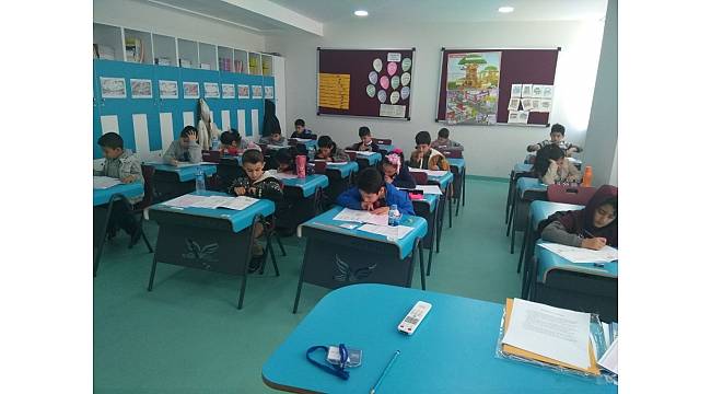 İkra Kolejinin bursluluk sınavına yoğun ilgi