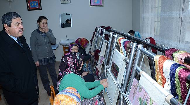  İpek Halıcılık Kursuna yoğun ilgi