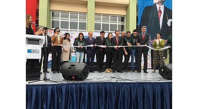 Kadıköy Anadolu Lisesi'nin yeni pansiyonu hizmete açıldı