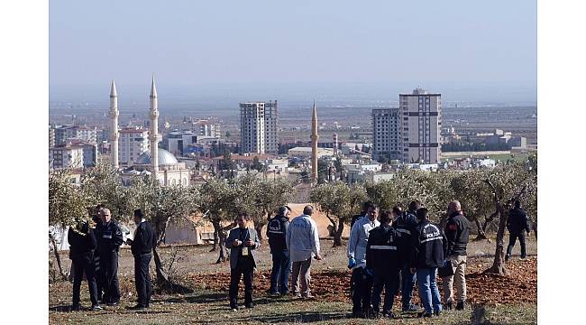 Kilis'te zeytin bahçesine roket düştü
