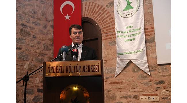 Liseliler Mevlana&#39;yı şiirlerle anlattı