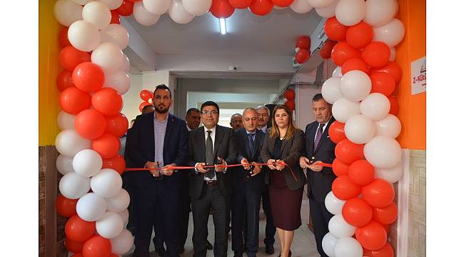 Mezitli Viranşehir 75. Yıl Ortaokulunda &quot;Z kütüphanesi&quot; açıldı