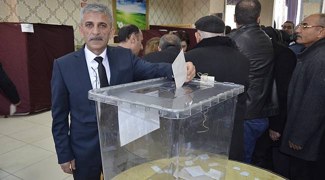  Minibüsçü ve servisçiler sandığa gitti