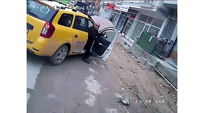 Özel halk otobüsünü çaldı, yakalanacağını anlayınca otobüsü bırakıp kaçtı