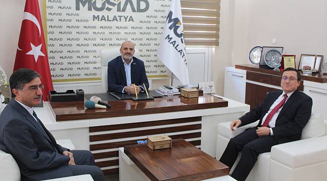  Rektör Kızılay’dan MÜSİAD ‘a ziyaret