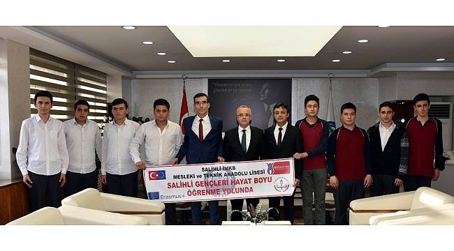 Salihlili öğrenciler Macaristan&#39;a gidiyor