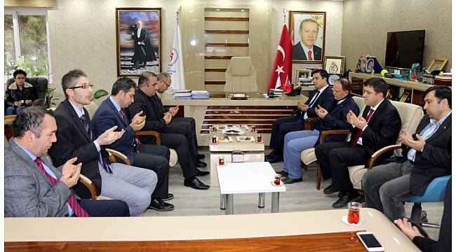 Şehit babasından İl Müdürü Öztürk'e ziyaret