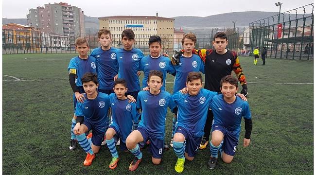 Yıldırım Belediyespor şampiyonluğa koşuyor