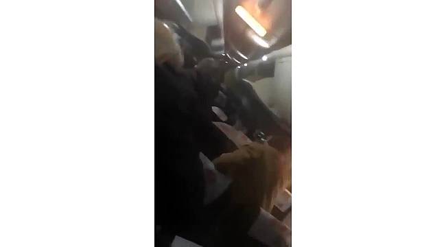 Yolcular burunlarına gelen yakıt kokusu ile birlikte uçak ne zaman yanacak, patlayacak diye korkuyla beklemişler
