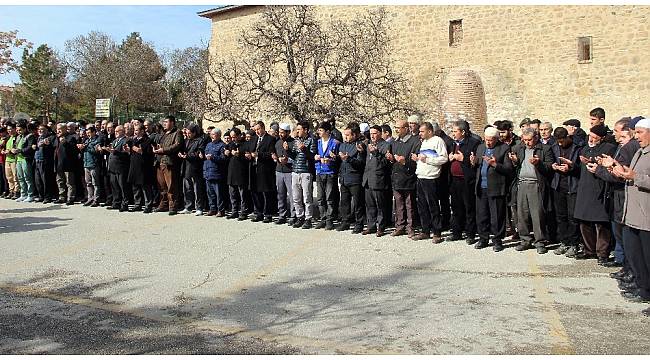 Elazığ'da kar duası