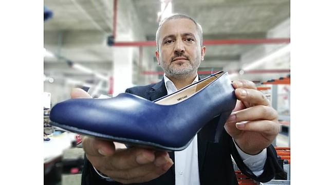 Kahramanmaraş'ta günde 25 bin çift kadın ayakkabısı üretiliyor