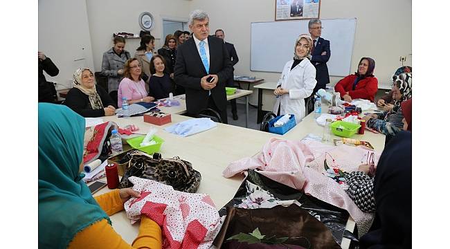 Karaosmanoğlu&#39;ndan Gölcük KO-MEK&#39;e ziyaret