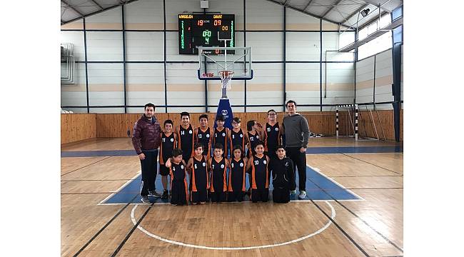 Kardelen Koleji Küçük Erkekler Basketbol şampiyonu oldu