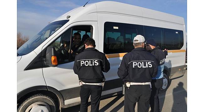 Kulu'da öğrenci servis araçlarına denetim