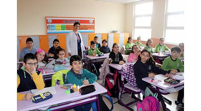 Nevşehir'de öğrenciler Afrin'deki Mehmetçik için mektup yazdı