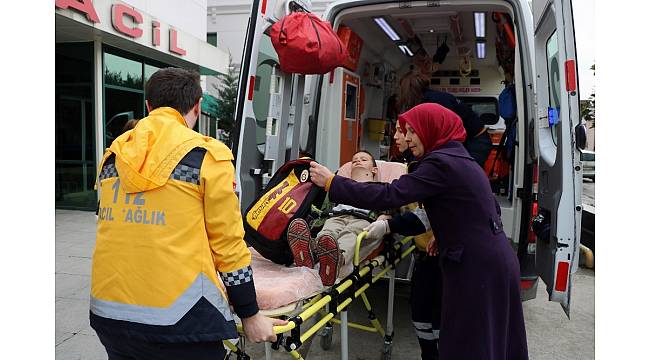 Öğrenci servisi ile panelvan çarpıştı: 4'ü öğrenci, 6 yaralı