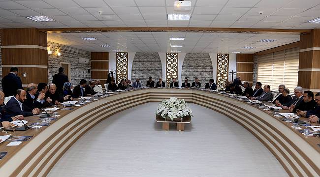 Rektör Kızılay İlahiyat Fakültesini ziyaret etti