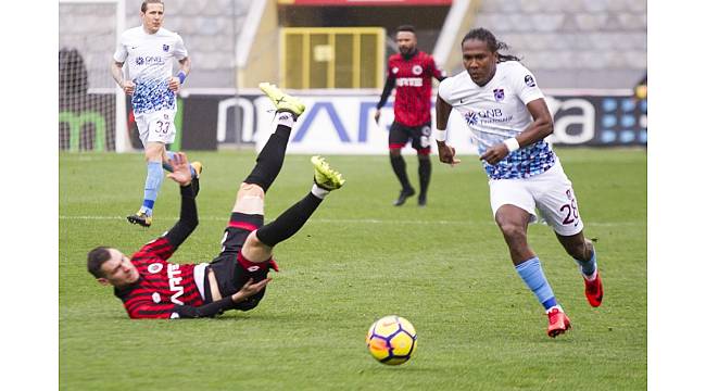 Spor Toto Süper Lig: Gençlerbirliği: 0 - Trabzonspor: 0