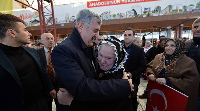  Yeşilyurt Belediyesinden askerlere yardım