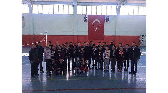 Altıntaş&#39;ta Atletizm Geliştirme Projesi elemelerine ilgi