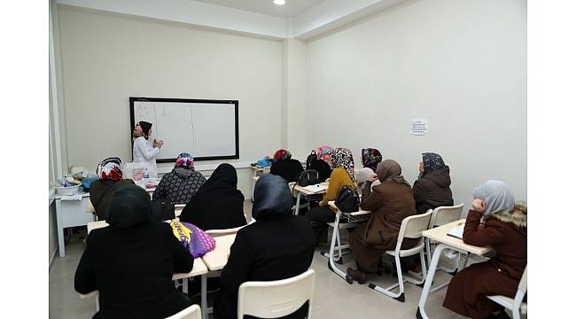 Arnavutköy'de okuma yazma seferberliği başladı