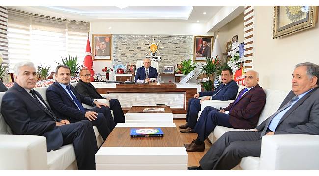 Başkan Gürkan&#39;dan, Kahtalı&#39;ya hayırlı olsun ziyareti
