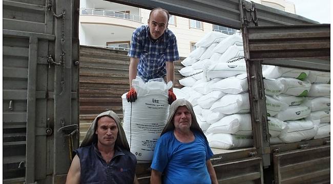 Burhaniye'de gübre satışları arttı