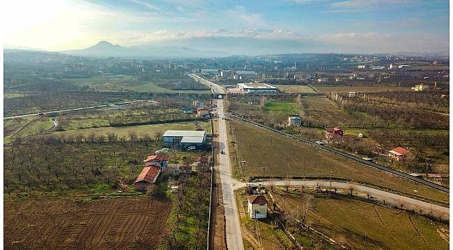 Büyükşehir 6 metrelik yolu 22 metre genişliğine çıkarıyor