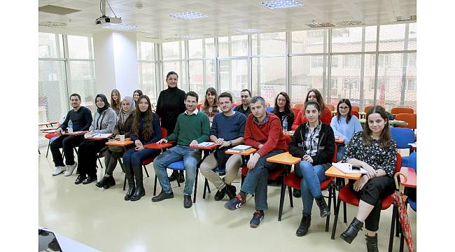 Dış ticaretin inceliklerini OSMEK'te öğreniyorlar