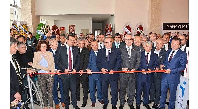 İsdihdam Fuarı Manavgat'ta işçi arayanlarla iş arayanları bir araya getirdi.