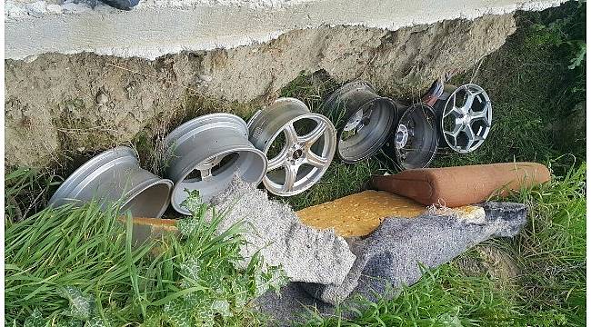 Jant çalan hırsızlar polisten kaçamadı