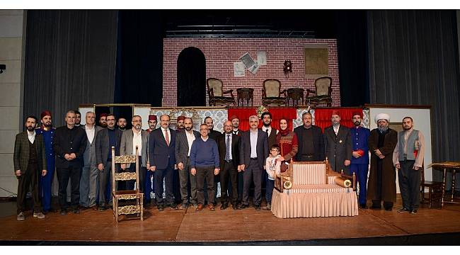 Konya&#39;da &quot;Abdülhamid Ateş Çemberi&quot; oyunu sahnelendi