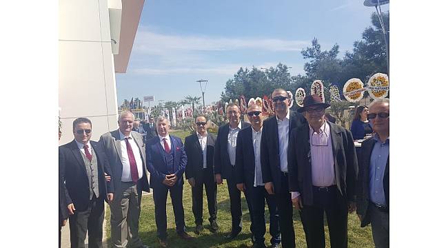 KUTO yönetimi, AYTO'nun yeni hizmet binası açılış törenine katıldı