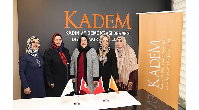 Lütfiye Atilla'dan KADEM'e ziyaret