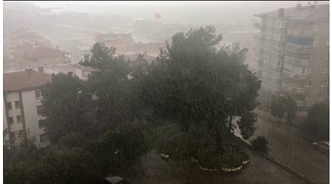 Mudanya'da şiddetli yağmur ve dolu etkili oldu