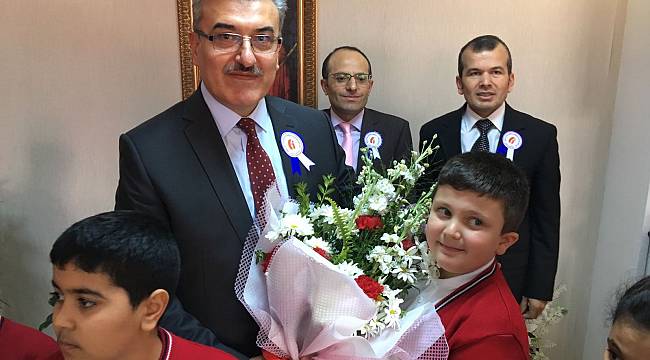 Öğrencilerden vergi dairesine ziyaret