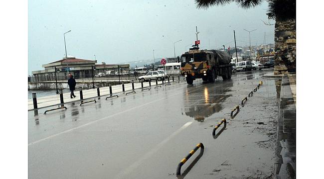 Sinop'a gelen askeri araçlar dikkat çekti