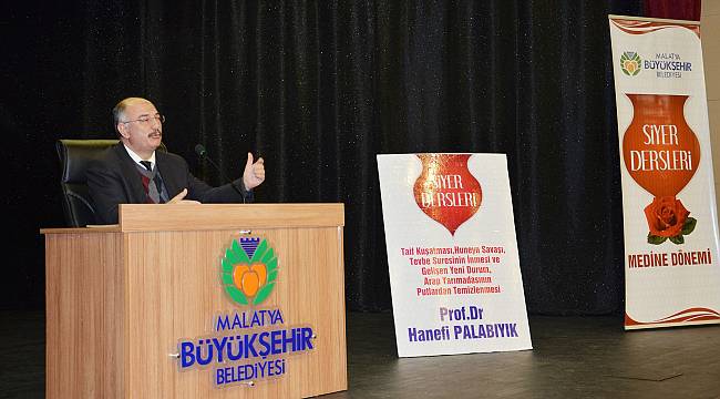  Siyer dersleri sürüyor