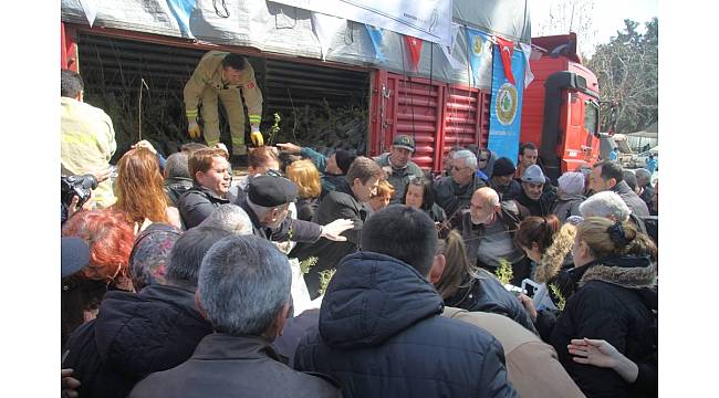 Tekirdağ'da 3 bin ücretsiz fidan dağıtıldı