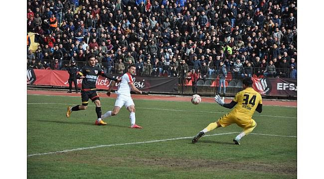 TFF 3. Lig 3. UTAŞ Uşakspor:4 Kızılcabölükspor:1