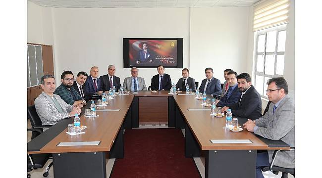 Vahap Küçük MYO'yu kazanan her öğrenciye karşılıksız burs