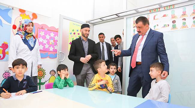 Başkan Gürkan Beydağı Mahallesinde incelemede bulundu