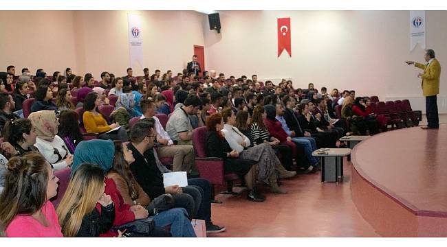 GAÜN Oğuzeli MYO'da Lojistik ve Pazarlama konferansı
