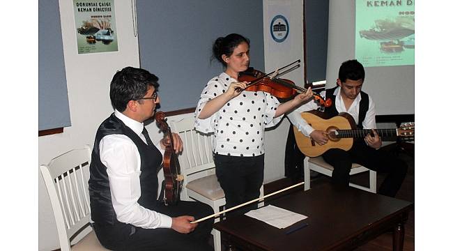 Görme engelli Medine öğretmenden konser