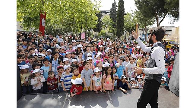 Konak'ın dört bir yanında 23 Nisan coşkusu