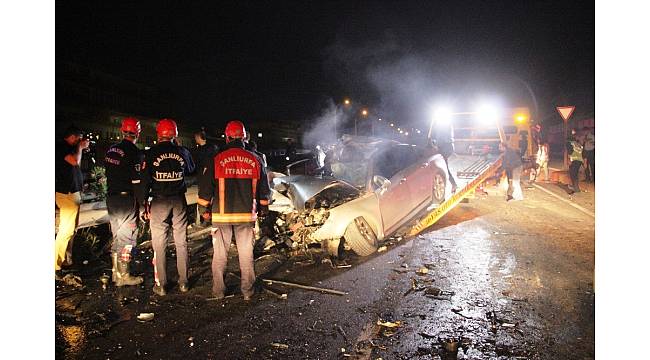 Otomobil buğday yüklü tıra arkadan çarptı: 1 ağır yaralı